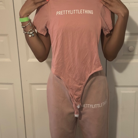 Girls clothes - Picture 7 of 9